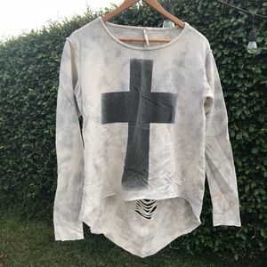 Mona B Cross top / shirt / sweater